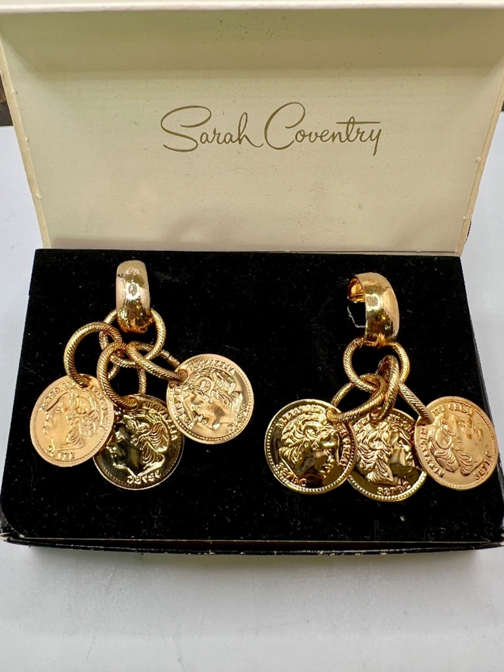 Sarah Coventry Fashion Fortune Coin CLIP Earrings 7252 1969